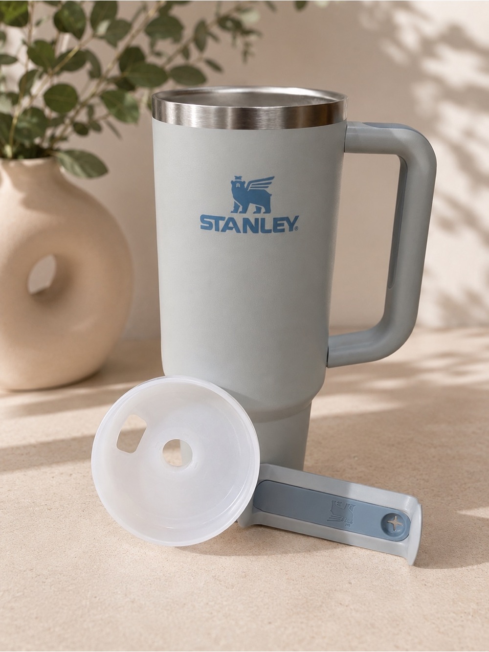 Stanley 30 oz Gray Fog Tumbler with Handle & Lid EUC